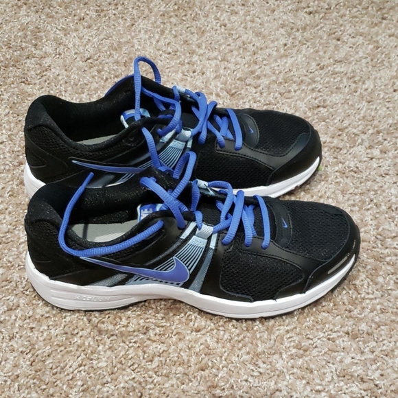 nike motion fit reslon